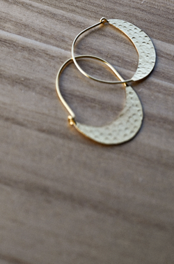 Sai Hoop Earring